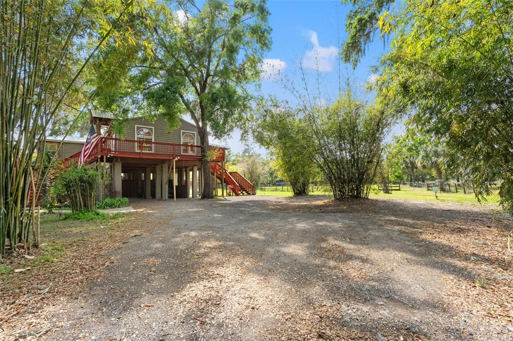 4508 Spring Road Valrico, FL 33596 - Photo 5 of 53