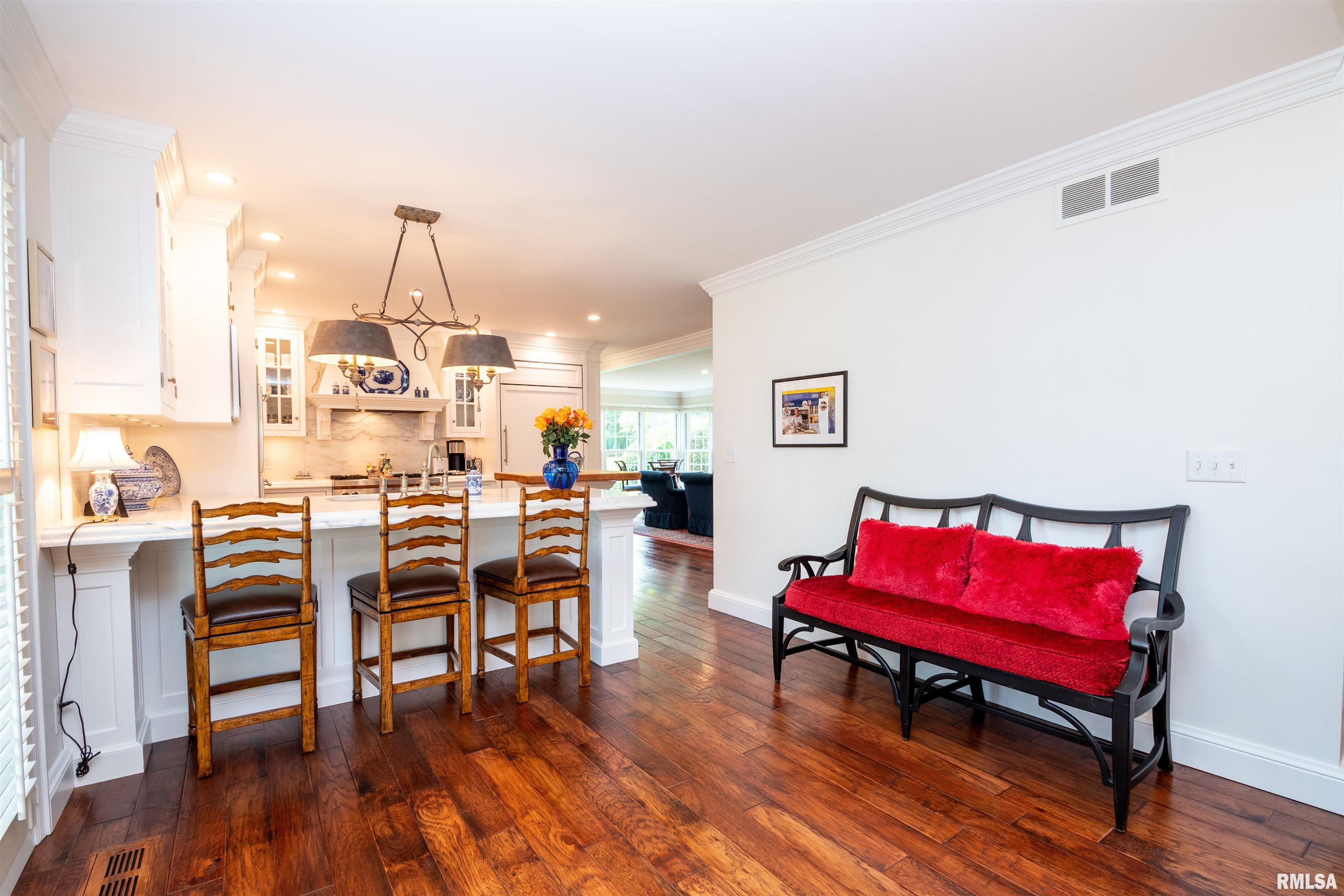 418 West Northgate Road Peoria, IL 61614 - Photo 10 of 56 Gallery Image 10
