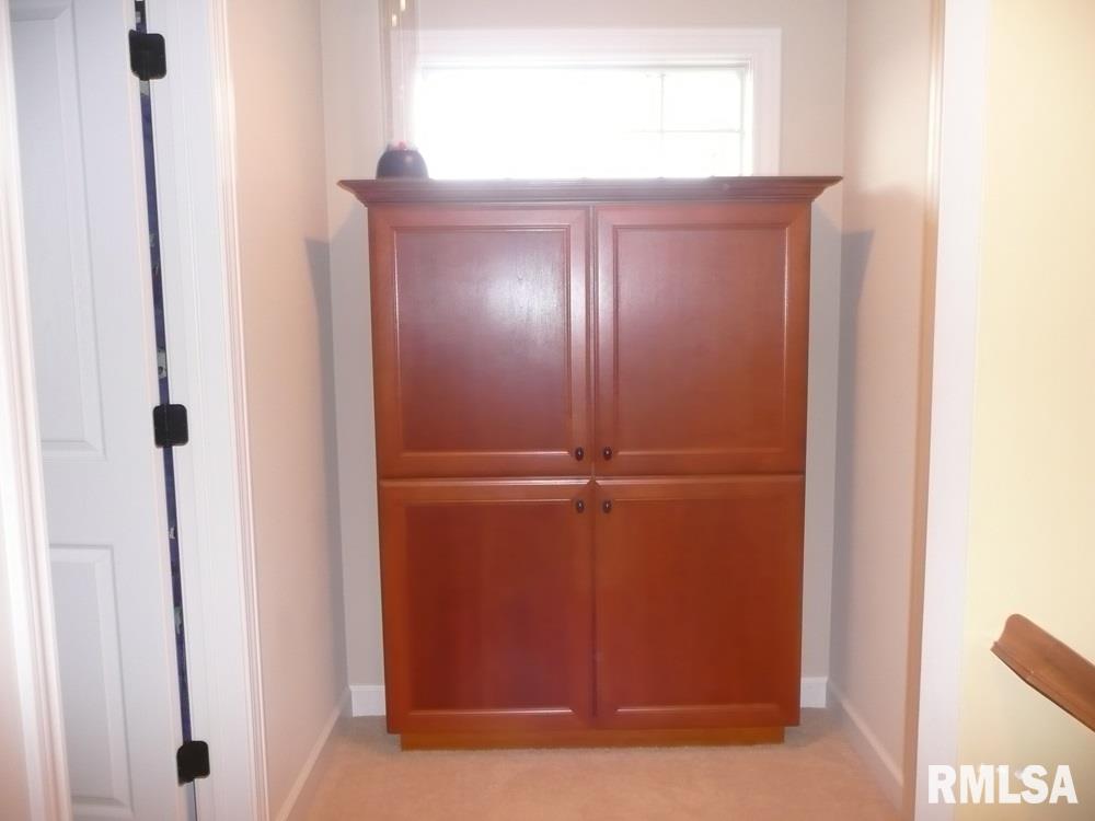 5364 Judge Road Bettendorf, IA 52722 - Photo 18 of 21 Gallery Image 18