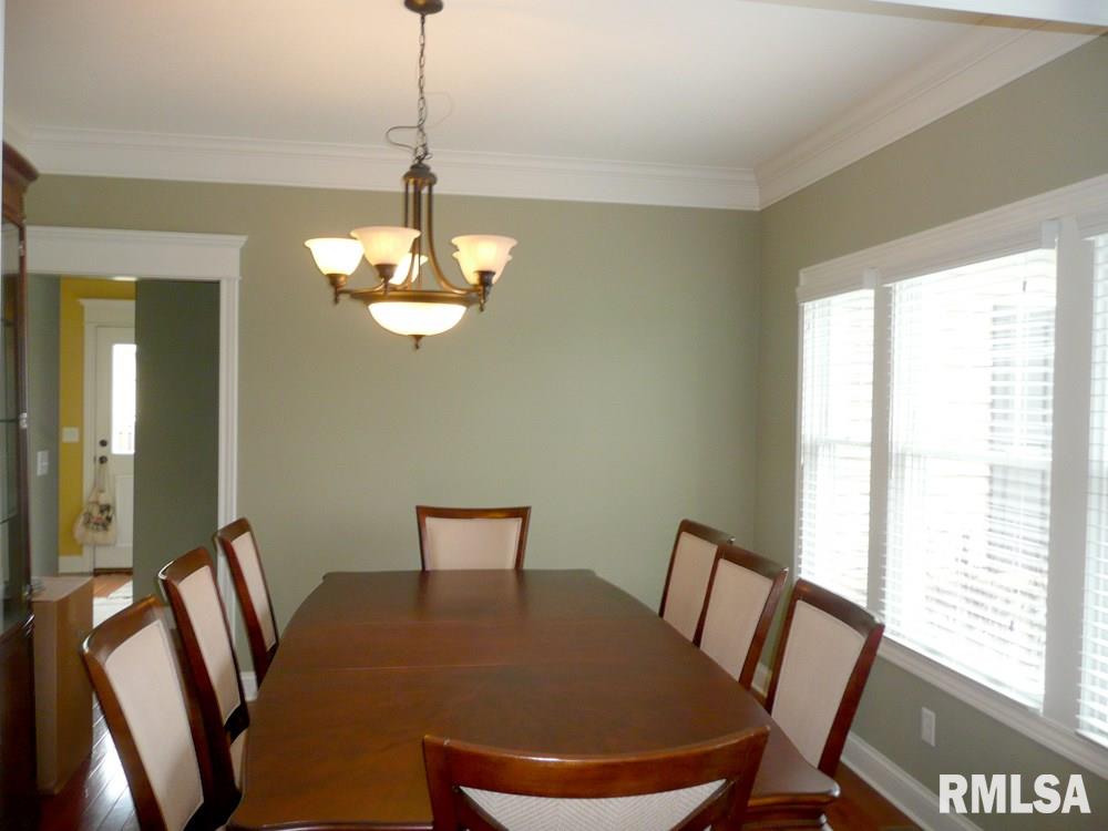 5364 Judge Road Bettendorf, IA 52722 - Photo 7 of 21 Gallery Image 7