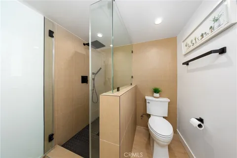 $2,100,000 | 12746 Martha Ann Drive, Los Alamitos, CA 90720