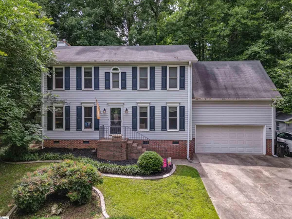 $360,000 | 505 Hunters Hill Road, Simpsonville, SC 29680