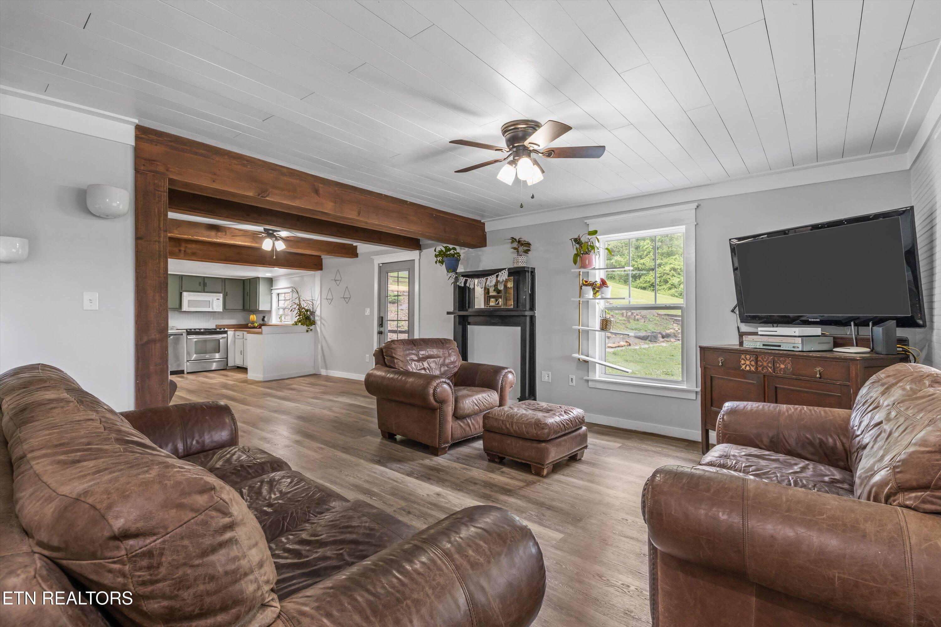 9337 Pedigo Road Powell, TN 37849 - Photo 9 of 57 08-9337 Pedigo Rd11