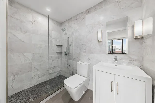 $3,300,000 | 130 Barrow Street, Unit PH20 | West Village