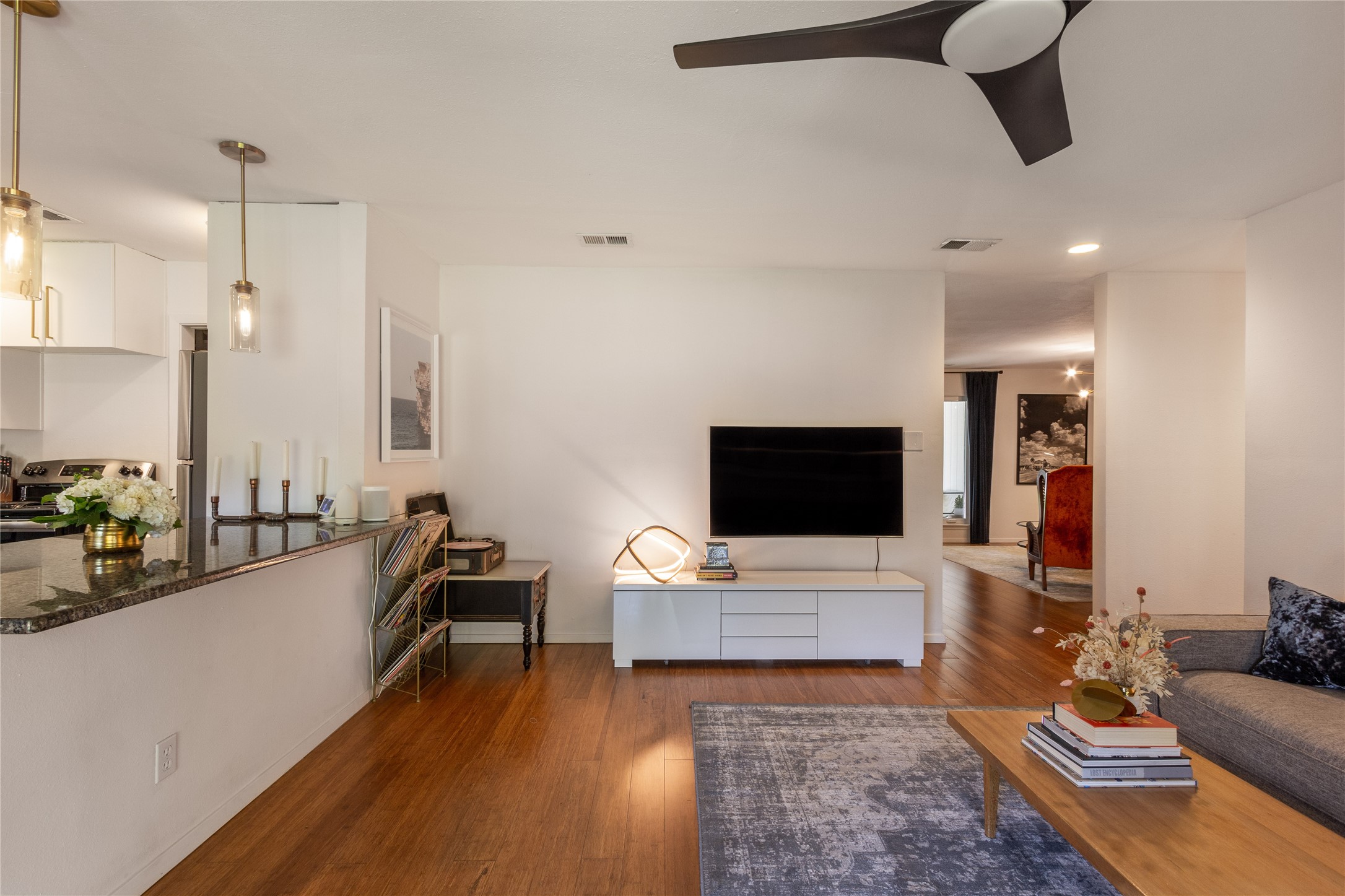 5402 Fernview Road Austin, TX 78745 - Photo 7 of 25 Gallery Image 7