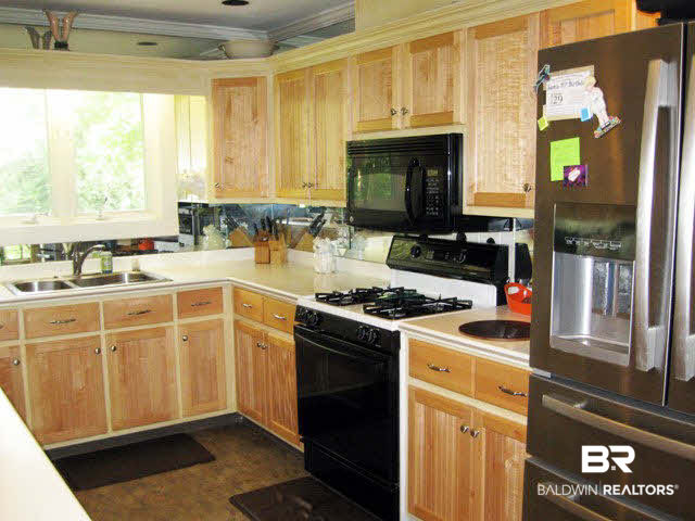 22852 High Ridge Road Fairhope, AL 36532 - Photo 11 of 26 Kitchen