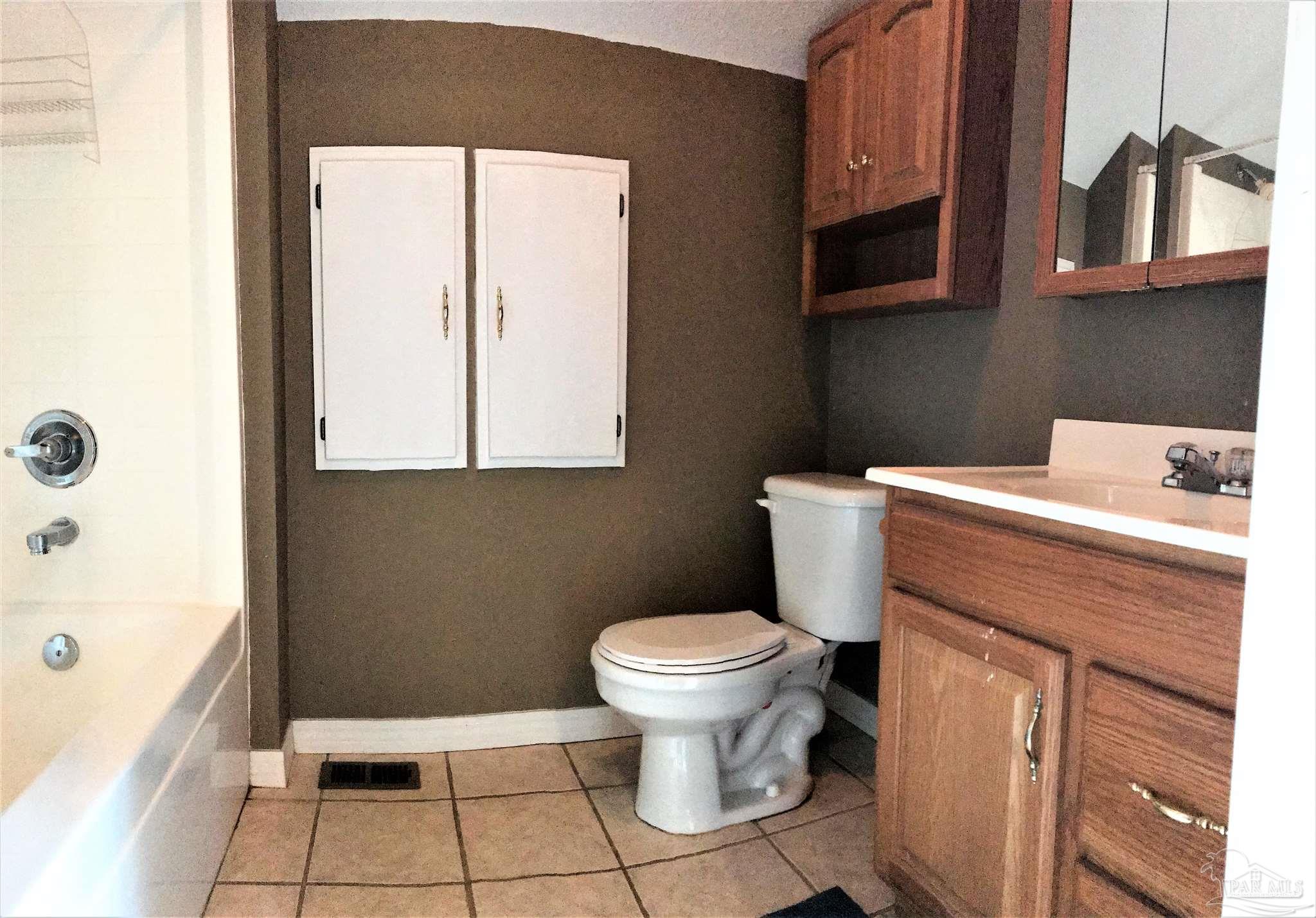 5997 Dixonville Road Jay, FL 32565 - Photo 10 of 22 Gallery Image 10