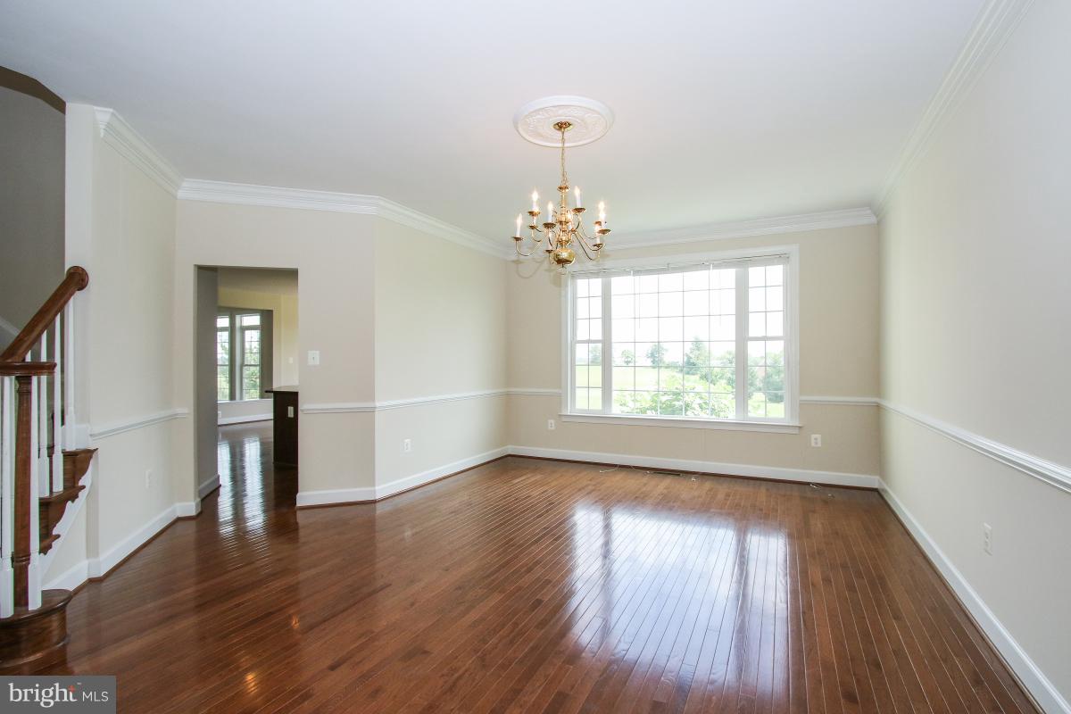 14113 Springview Court Leesburg, VA 20176 - Photo 7 of 26 Dining Room