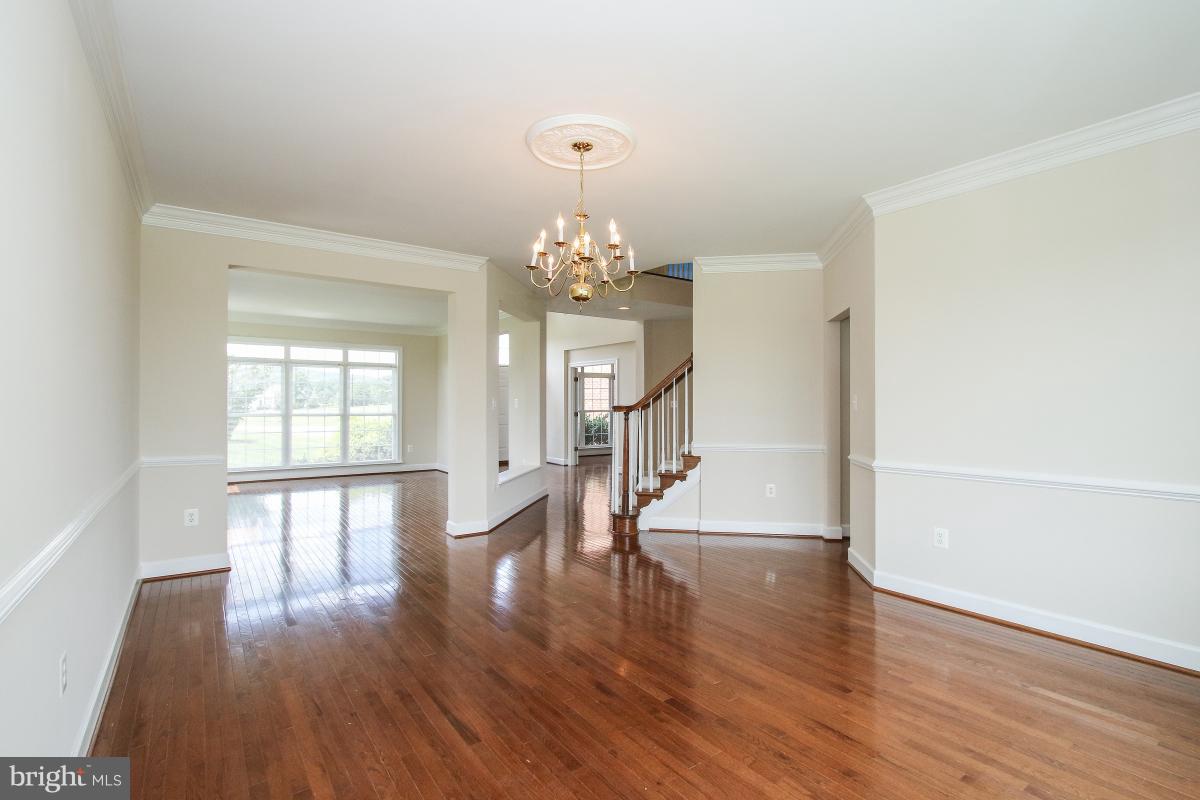 14113 Springview Court Leesburg, VA 20176 - Photo 8 of 26 Dining Room