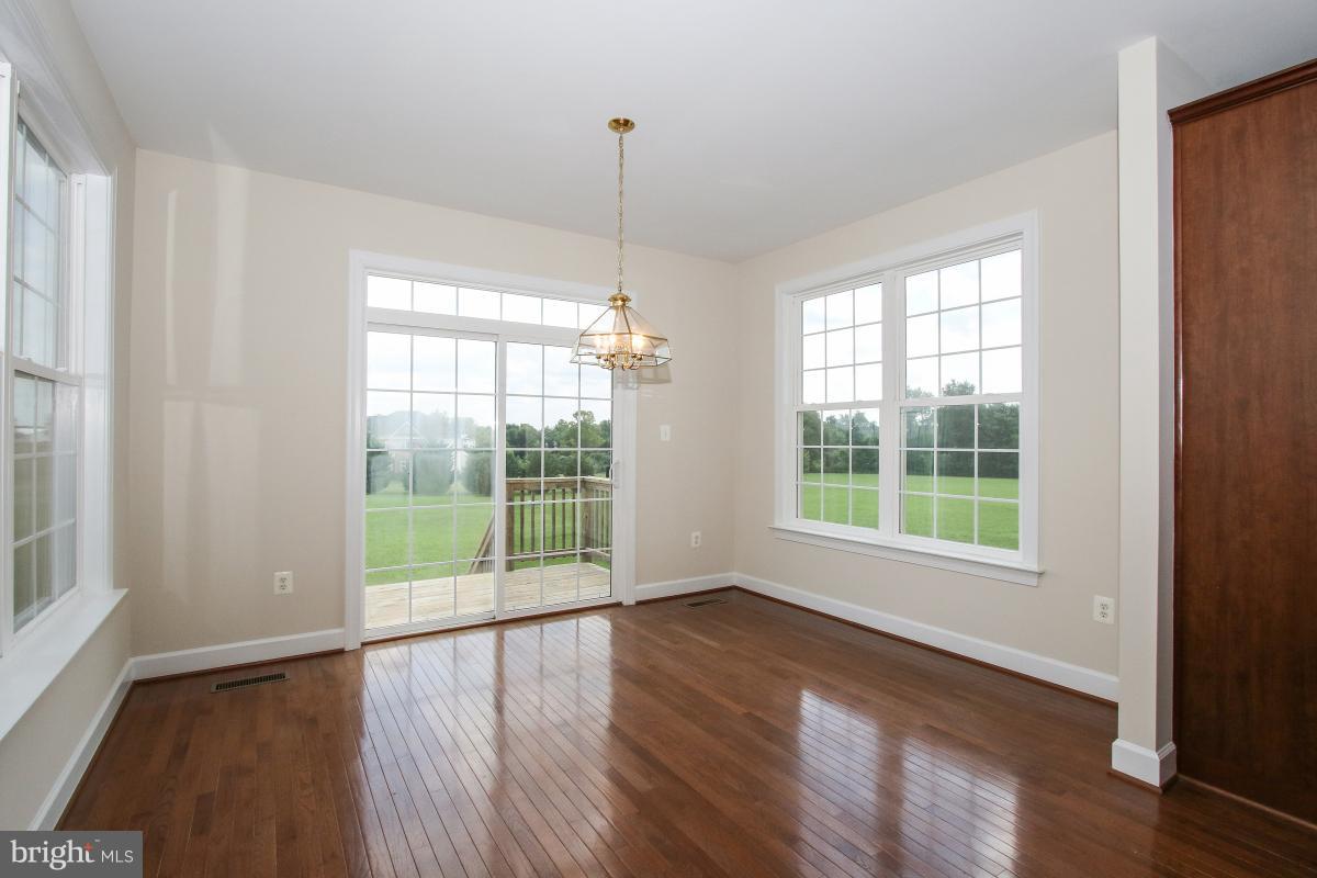 14113 Springview Court Leesburg, VA 20176 - Photo 9 of 26 Dining Room