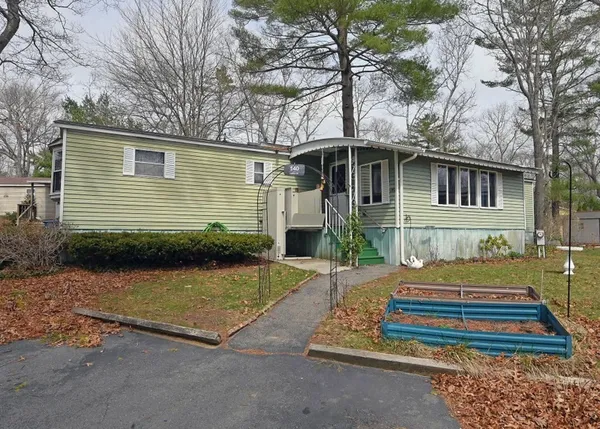 $149,500 | 140 Jupiter Circle, Wareham, MA 02576