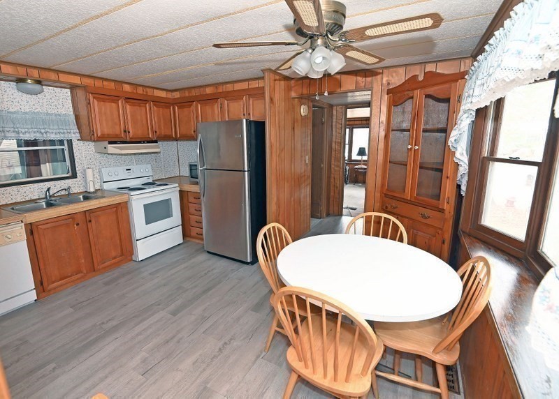 140 Jupiter Circle Wareham, MA 02576 - Photo 5 of 22