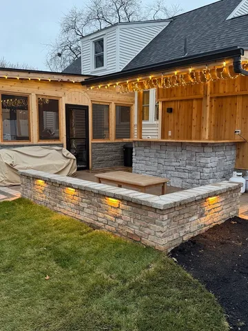 $400,000 | 1025 Queen Anne Street, Woodstock, IL 60098