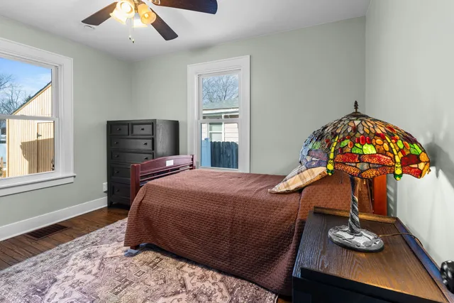 $400,000 | 1025 Queen Anne Street, Woodstock, IL 60098