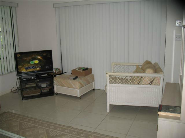 18113 Grove Avenue Boca Raton, FL 33498 - Photo 4 of 17 IMG_5765