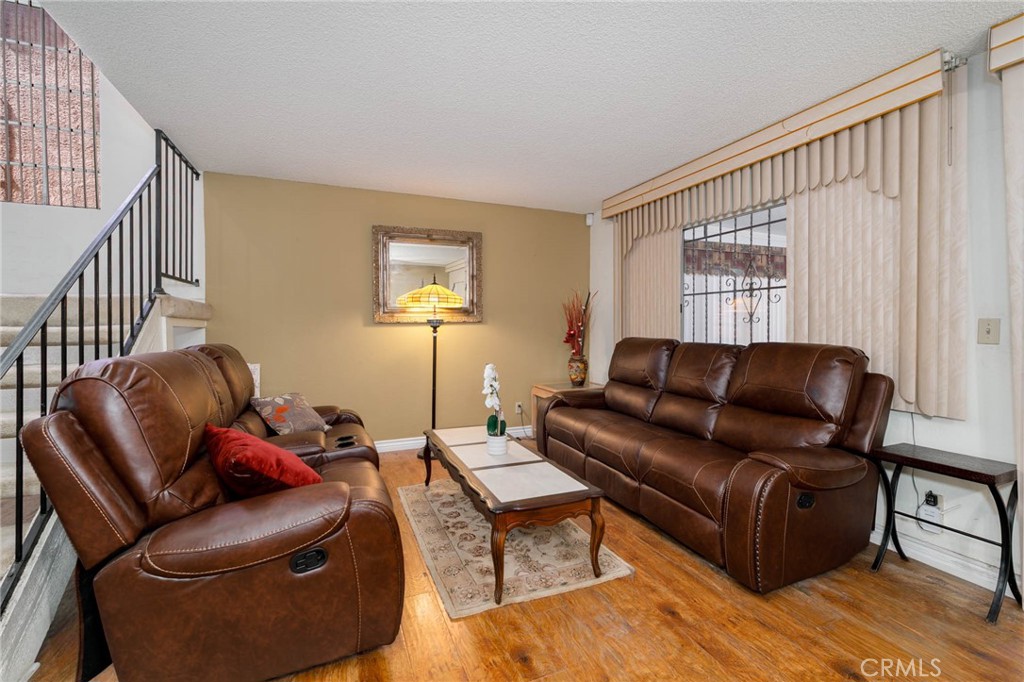 472 South Sherer Place Compton, CA 90220 - Photo 7 of 30