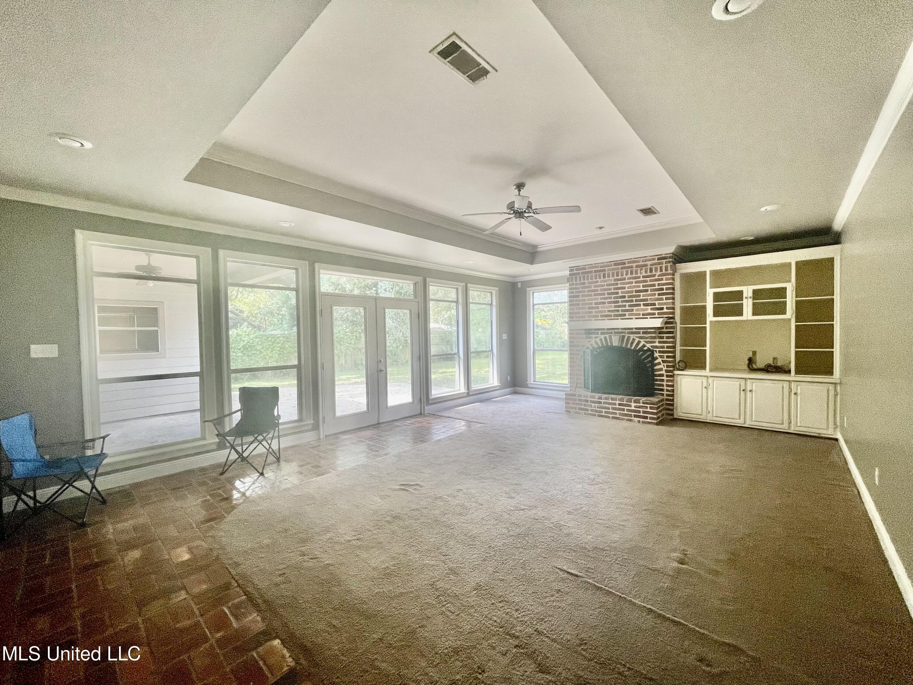 2442 Martin Road Biloxi, MS 39531 - Photo 7 of 20 IMG_7012