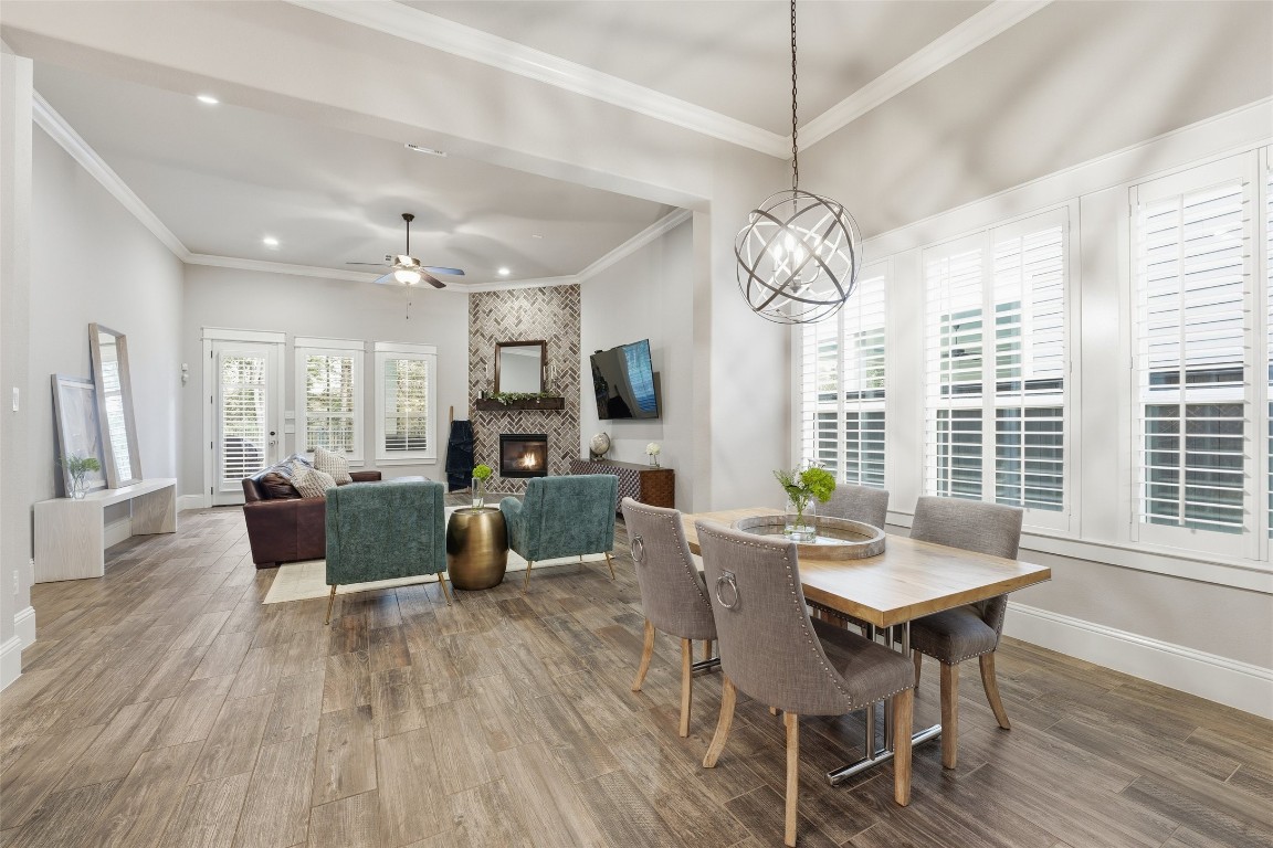 2172 Rope Maker Road Conroe, TX 77384 - Photo 16 of 50 Spacious dining area offers room for a table of 8 or more Located directly off the kitchen and opens to family room. This home has a very nice flow to enjoy every day and moments together!