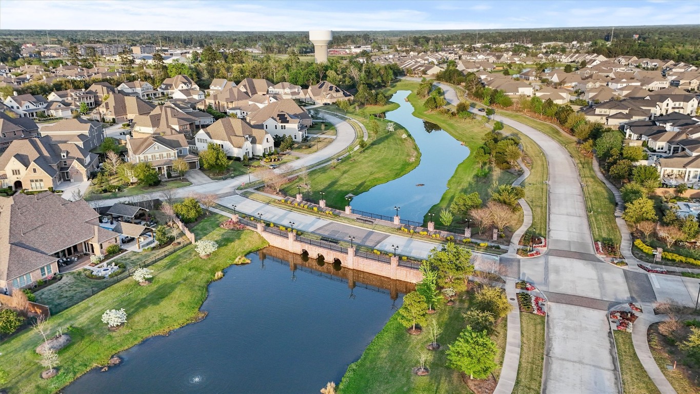 2172 Rope Maker Road Conroe, TX 77384 - Photo 45 of 50 Walking trails, bridges, parks, and lovely spots to enjoy throughout the community!