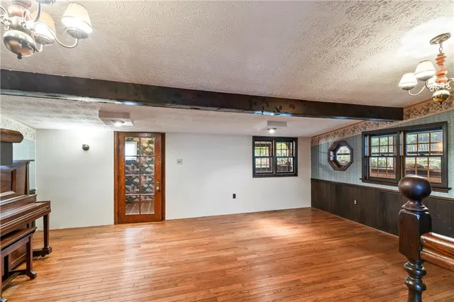 $274,900 | 1245 Avondale Drive, Industry, PA 15052