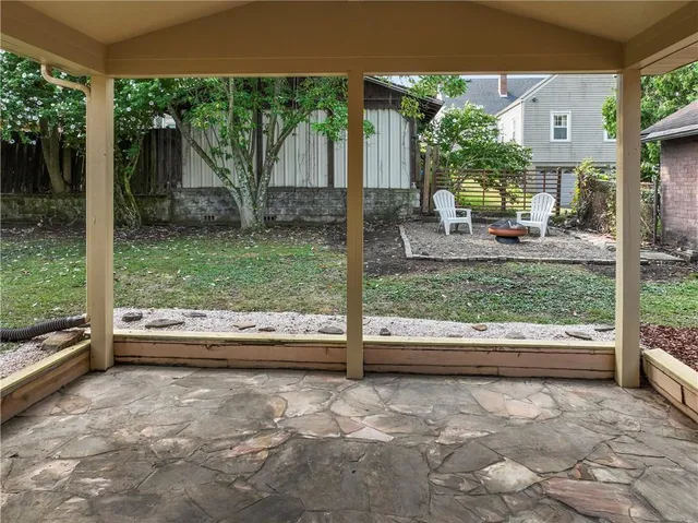 $274,900 | 1245 Avondale Drive, Industry, PA 15052