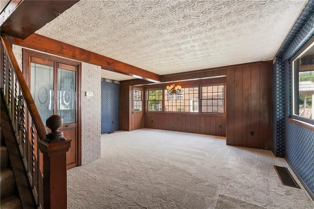 $274,900 | 1245 Avondale Drive, Industry, PA 15052