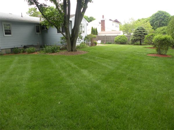 32 Sonning Road Beverly, MA 01915 - Photo 4 of 19 Gallery Image 4