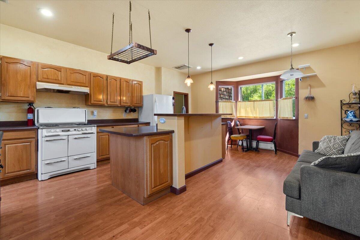 3245 West End Road Arcata, CA 95521 - Photo 7 of 28
