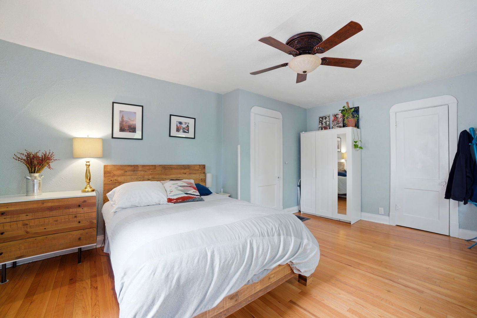 3808 North Ridgeway Avenue Chicago, IL 60618 - Photo 15 of 31