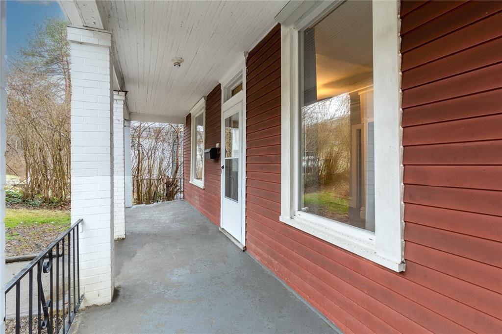 515 Noblestown Road Carnegie, PA 15106 - Photo 3 of 24