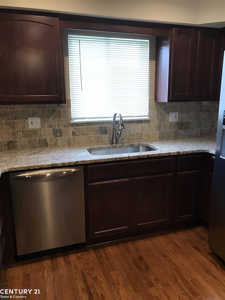16460 Faulman Road Clinton Township, MI 48035 - Photo 6 of 27