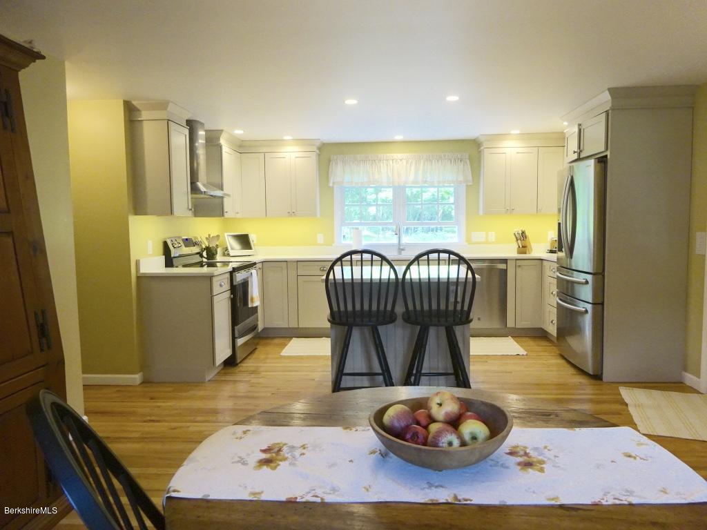 40 King William Road Lenox, MA 01240 - Photo 12 of 22 thumb_DSC01882_1024