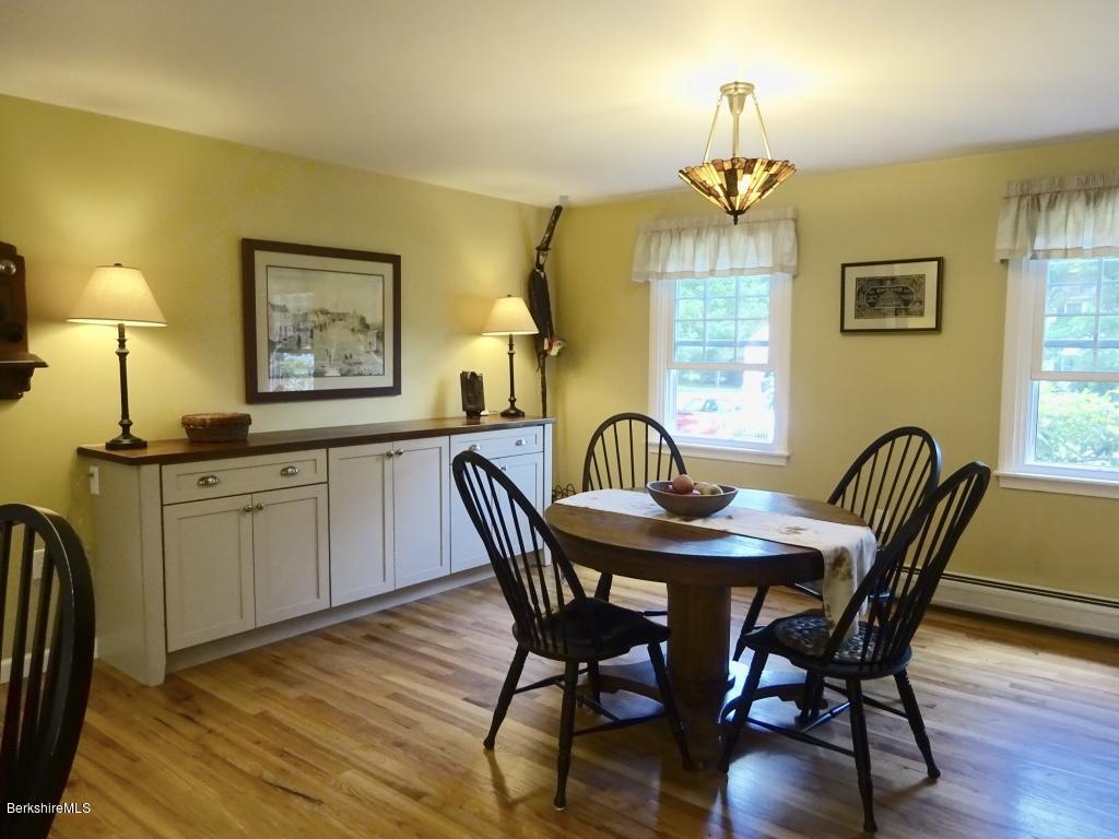 40 King William Road Lenox, MA 01240 - Photo 13 of 22 thumb_DSC01885_1024