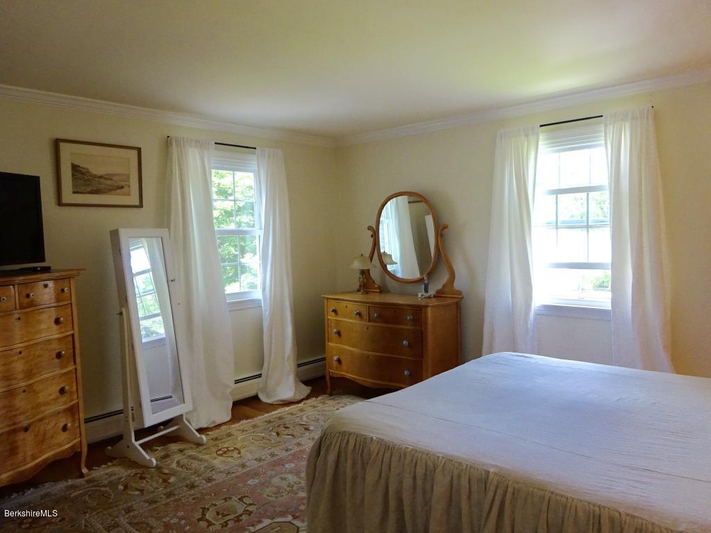 40 King William Road Lenox, MA 01240 - Photo 15 of 22 thumb_DSC01902_1024