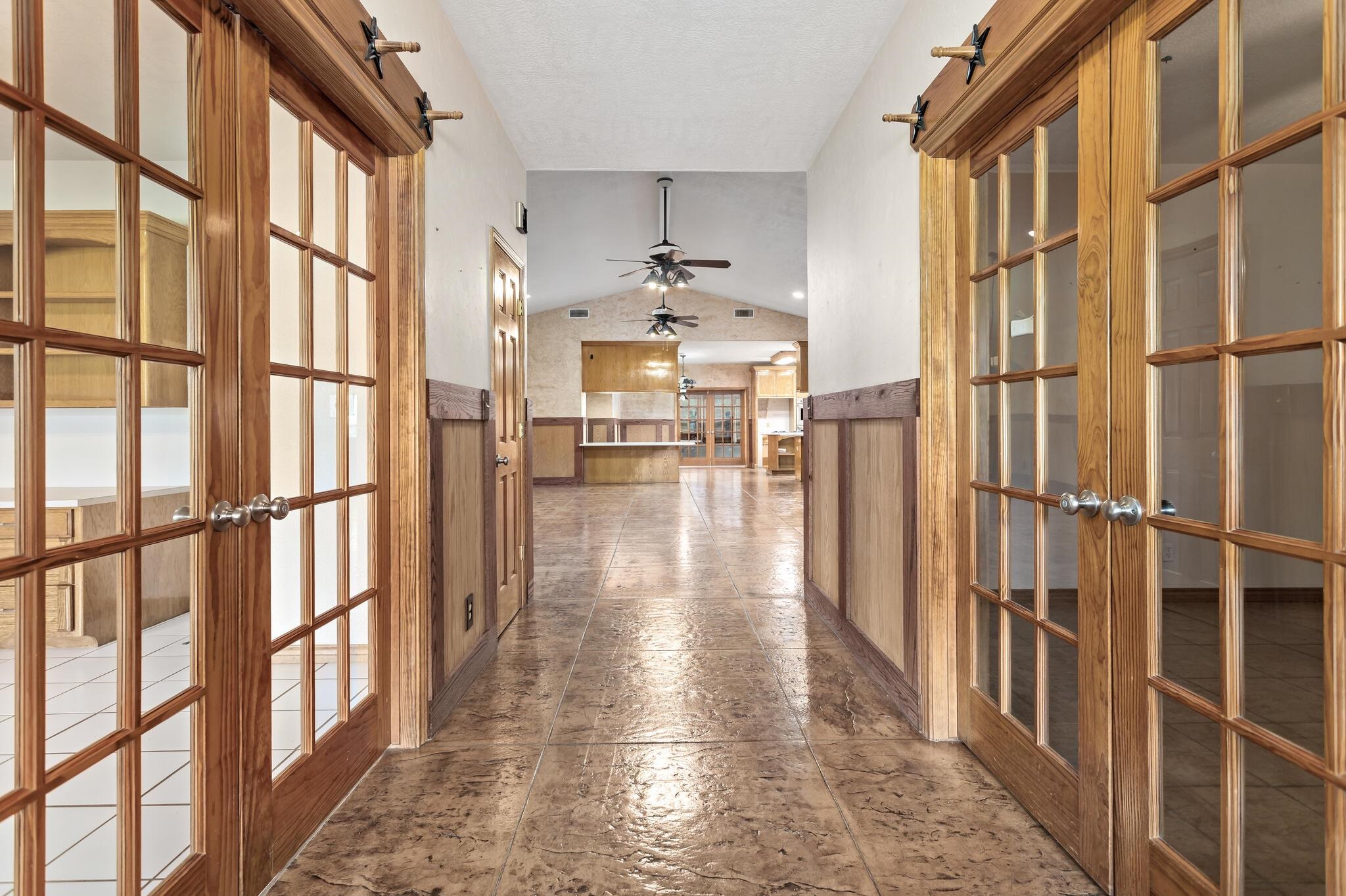 486 Parish Road Orange, TX 77632 - Photo 9 of 49