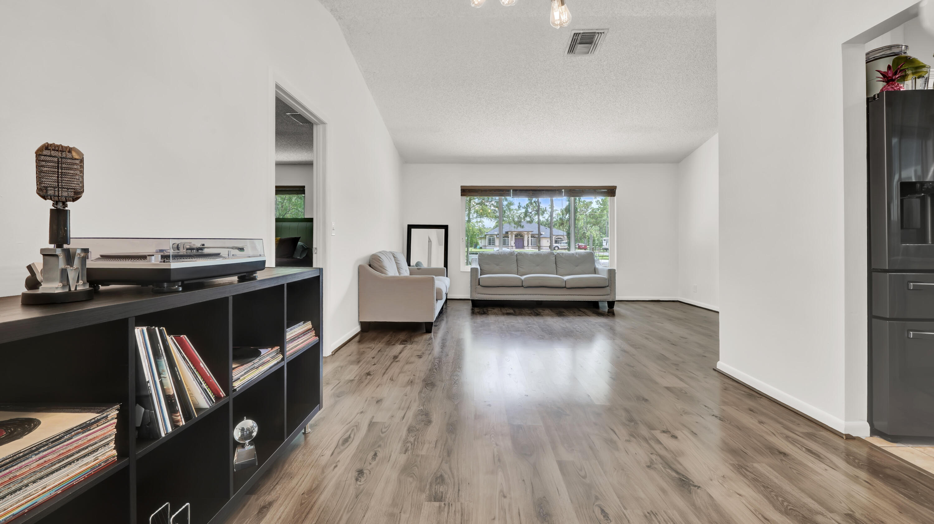 17995 31st Road North Loxahatchee, FL 33470 - Photo 30 of 47 Living Room (1)