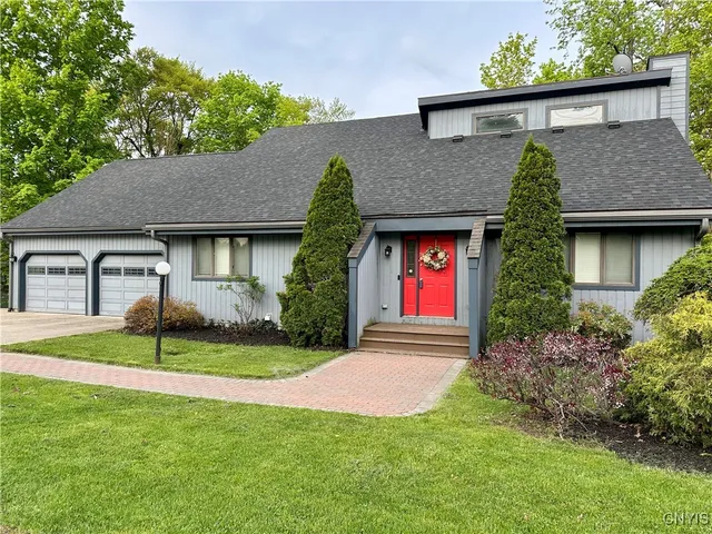 $395,000 | 4005 County Rte 57, Scriba, NY 13126