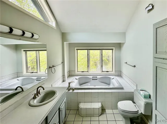 $395,000 | 4005 County Rte 57, Scriba, NY 13126