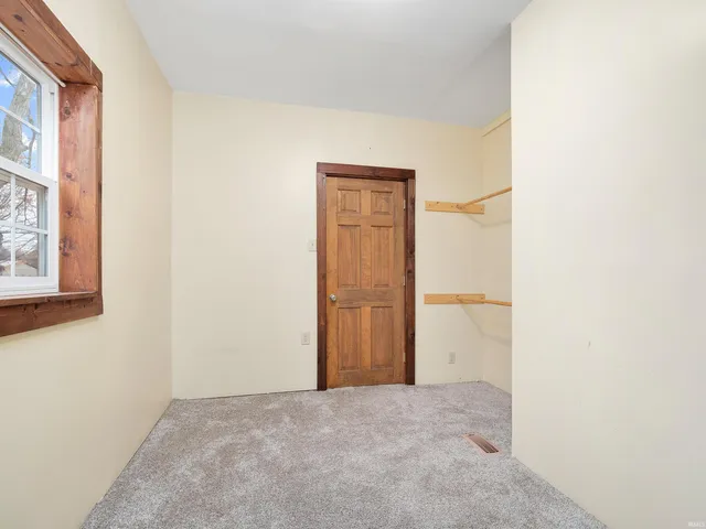 $175,000 | 244 Grayston Avenue, Huntington, IN 46750