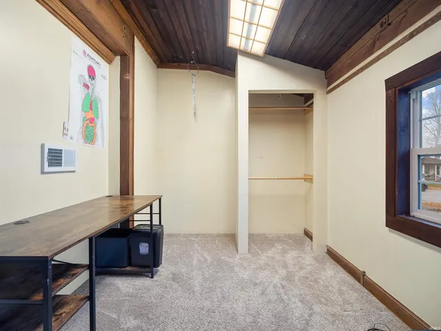 $175,000 | 244 Grayston Avenue, Huntington, IN 46750