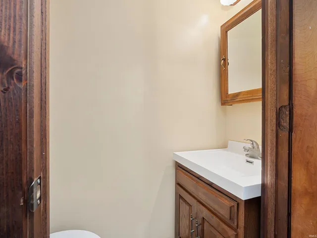 $175,000 | 244 Grayston Avenue, Huntington, IN 46750