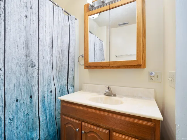 $175,000 | 244 Grayston Avenue, Huntington, IN 46750