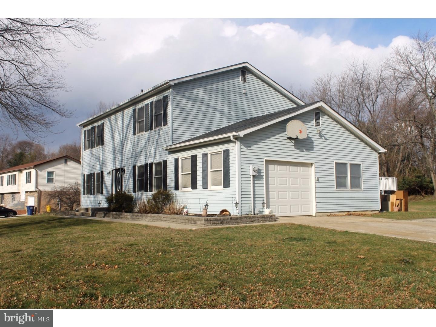 200 Paddock Way Delran, NJ 08075 - Photo 2 of 25 Exterior Front