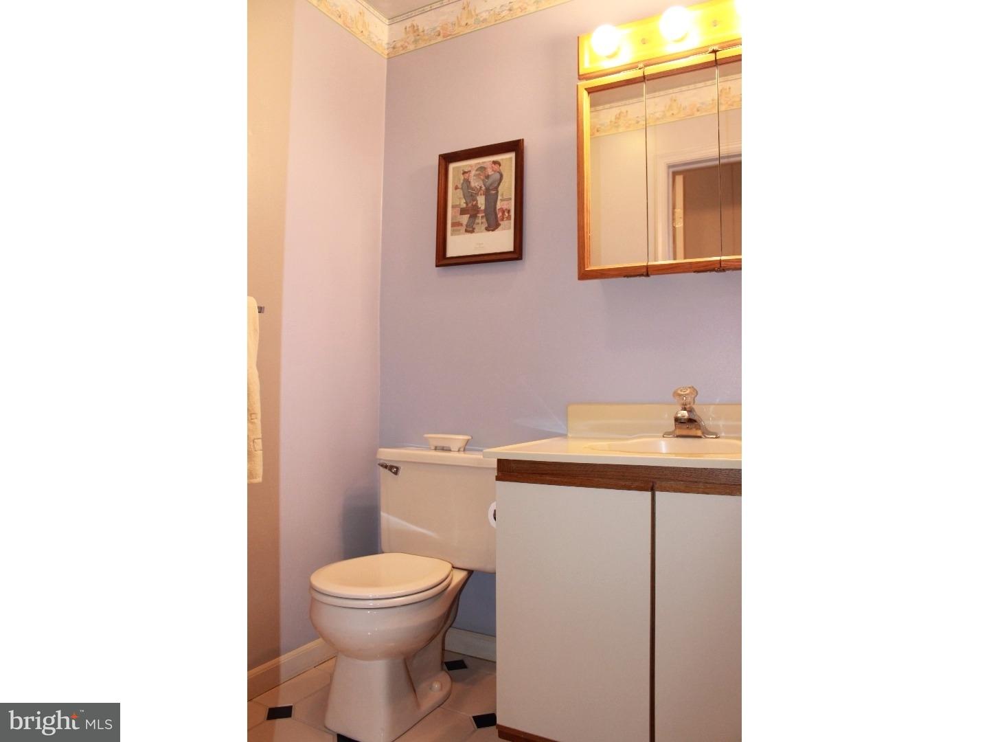 200 Paddock Way Delran, NJ 08075 - Photo 15 of 25 Half Bath