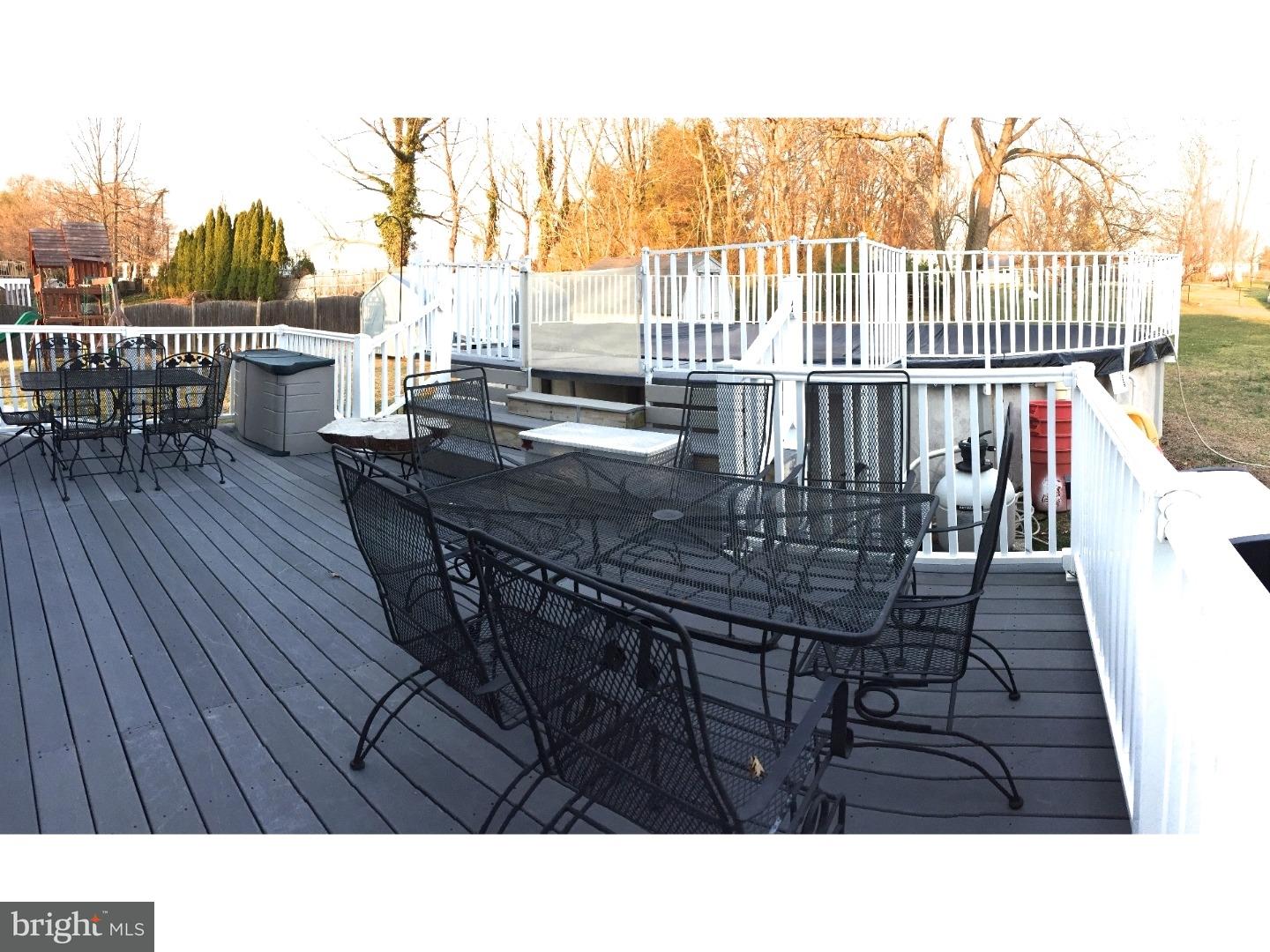 200 Paddock Way Delran, NJ 08075 - Photo 24 of 25 Deck
