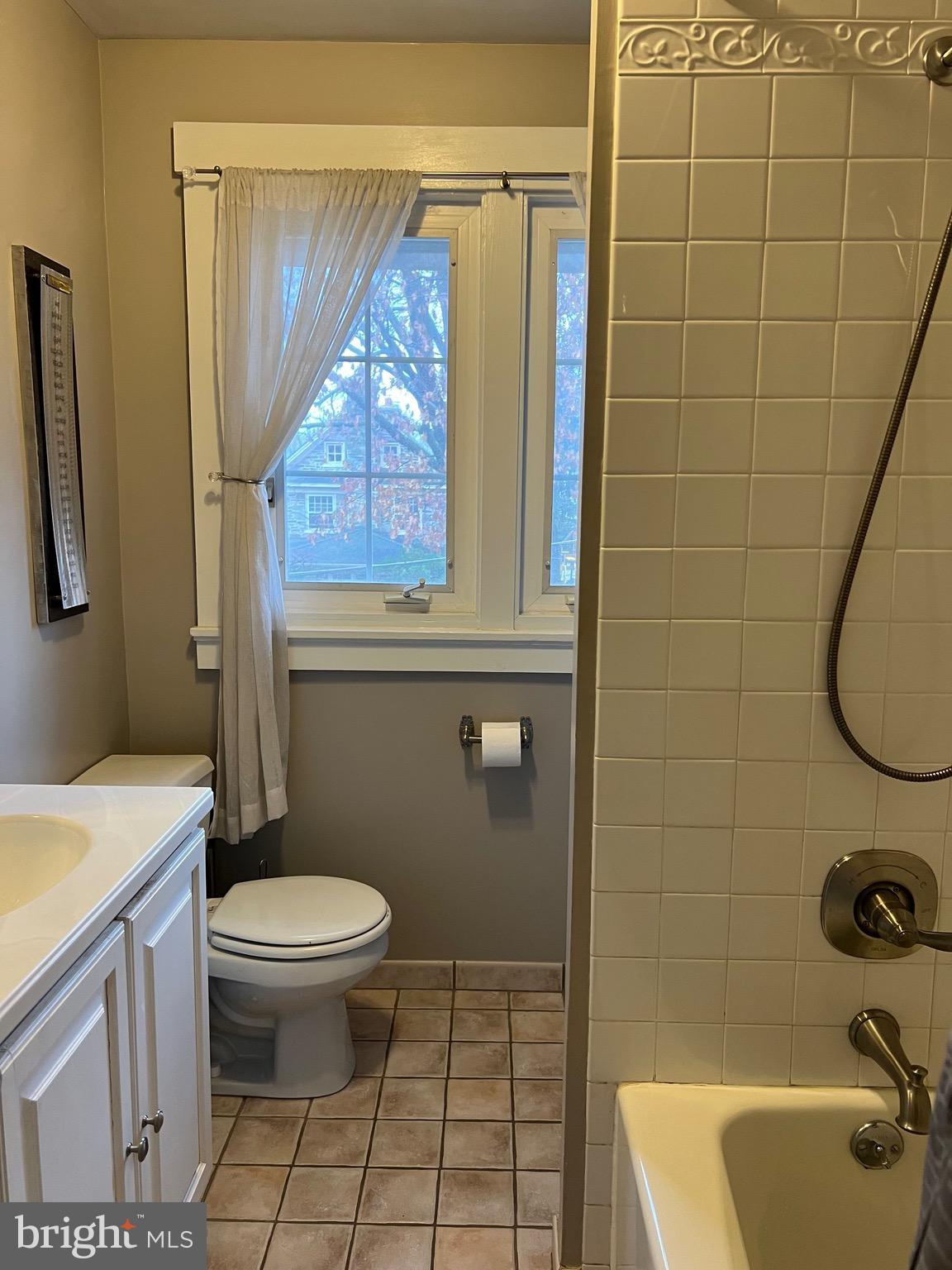 2 Chestnut Avenue Narberth, PA 19072 - Photo 15 of 28
