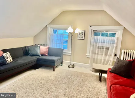 $939,000 | 2 Chestnut Avenue, Narberth, PA 19072