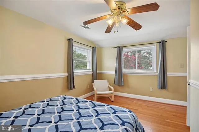 $2,850 | 3705 South Four Mile Run Drive, Arlington, VA 22206