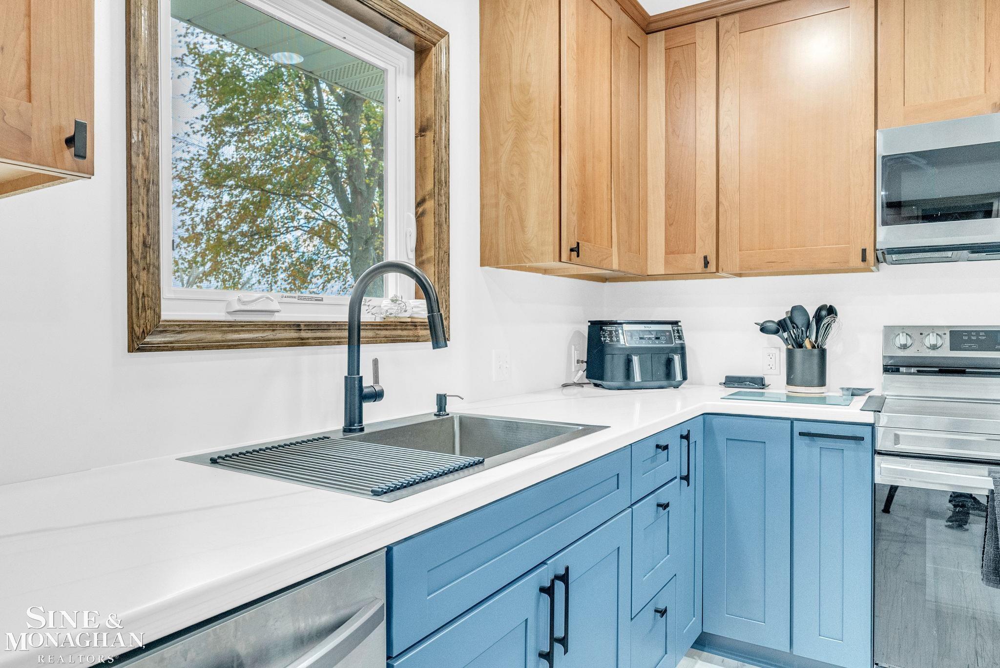 389 South Townline Road Sandusky, MI 48471 - Photo 11 of 63 50163724-2d32fc7a-63e5-4c64-abff-aa0f8440b46c.JPG