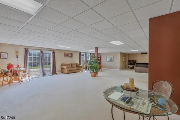 $985,000 | 4 Elm Drive, Clinton, NJ 08809